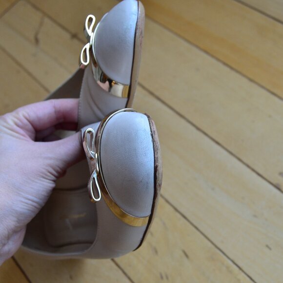Salvatore Ferragamo Leather Heels Size Women 8.5 - Picture 13 of 15
